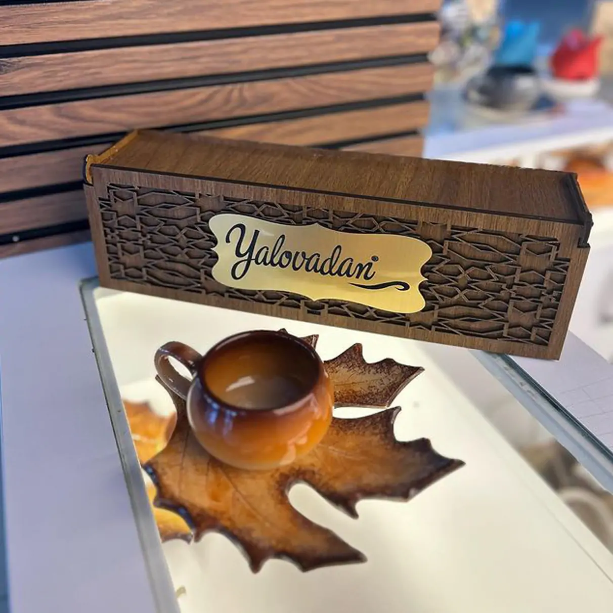 El Yapımı Seramik Yalova Çınar Yapraklı Kahve Fincanı Yeşil Çift